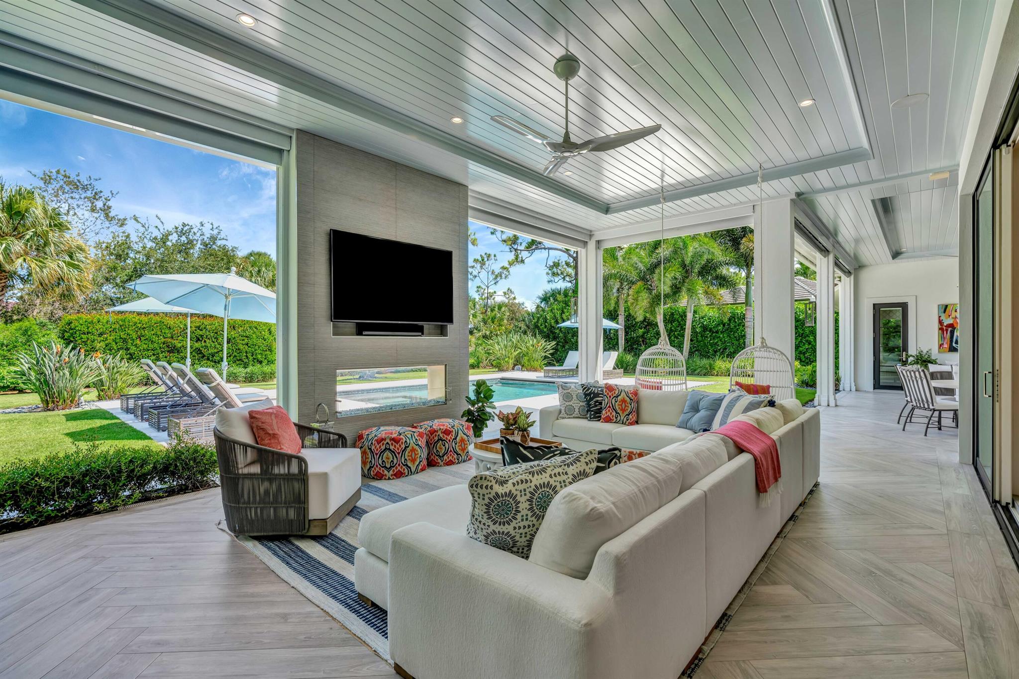 LOBLOLLY PINES - Residential