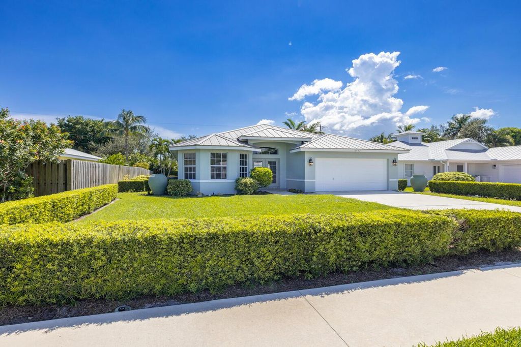 Photo of 8952 SE Ceres Street, Hobe Sound, FL 33455 (MLS # R11026582)