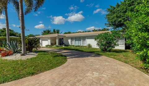 Photo of 651 Ocean Inlet Drive, Boynton Beach, FL 33435 (MLS # R11137163)
