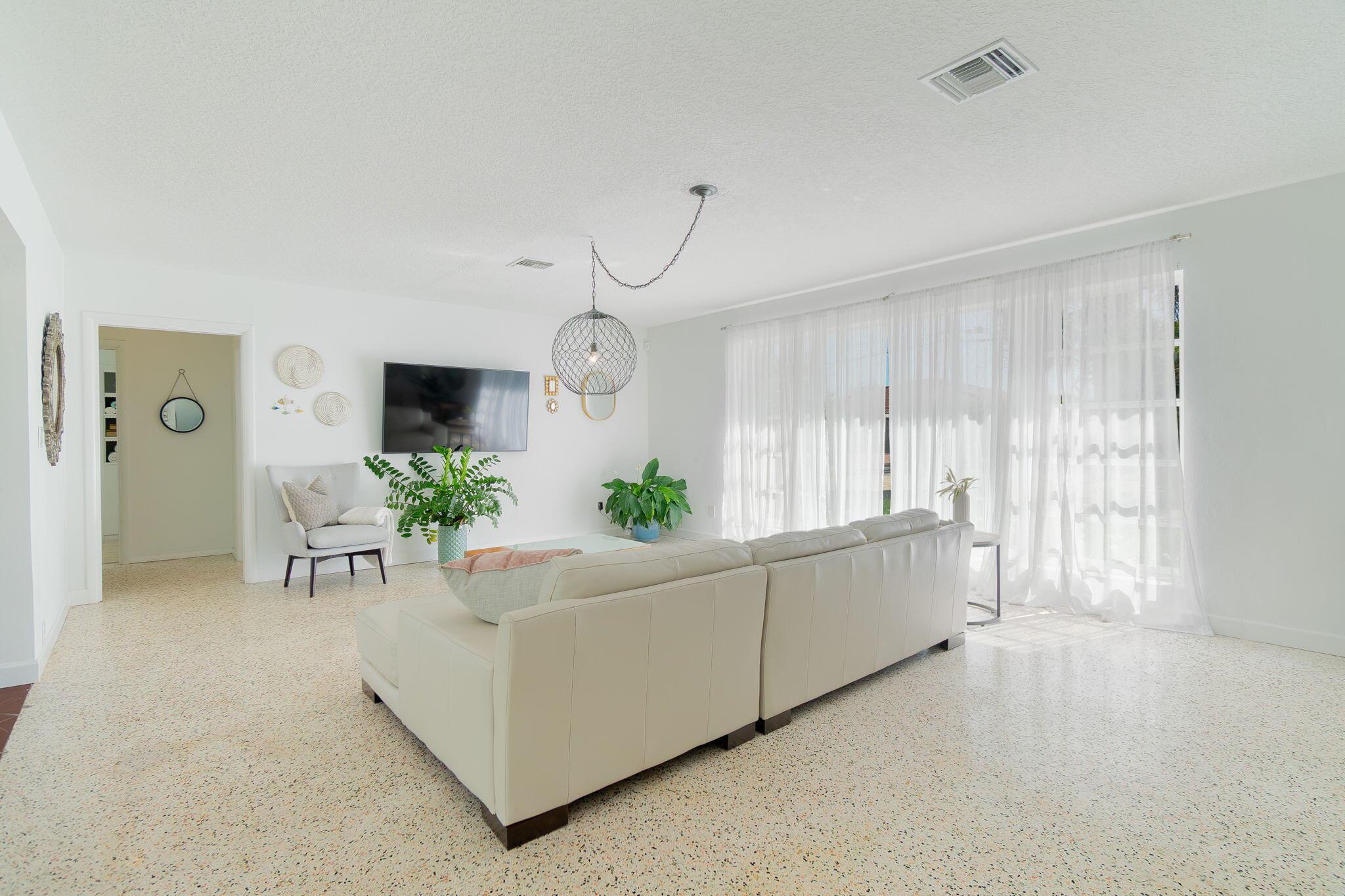 COQUINA COVE - Residential