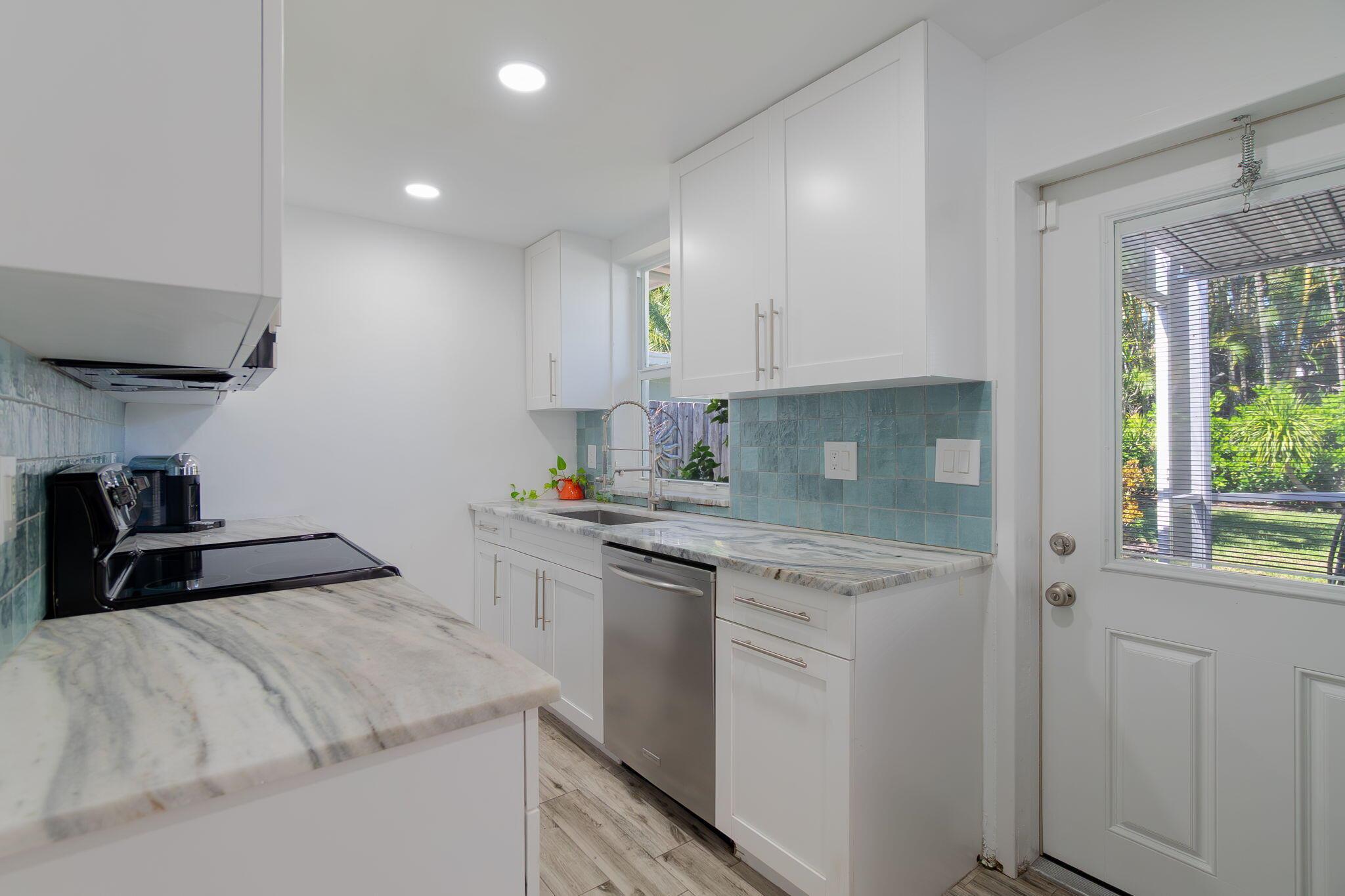 COQUINA COVE - Residential