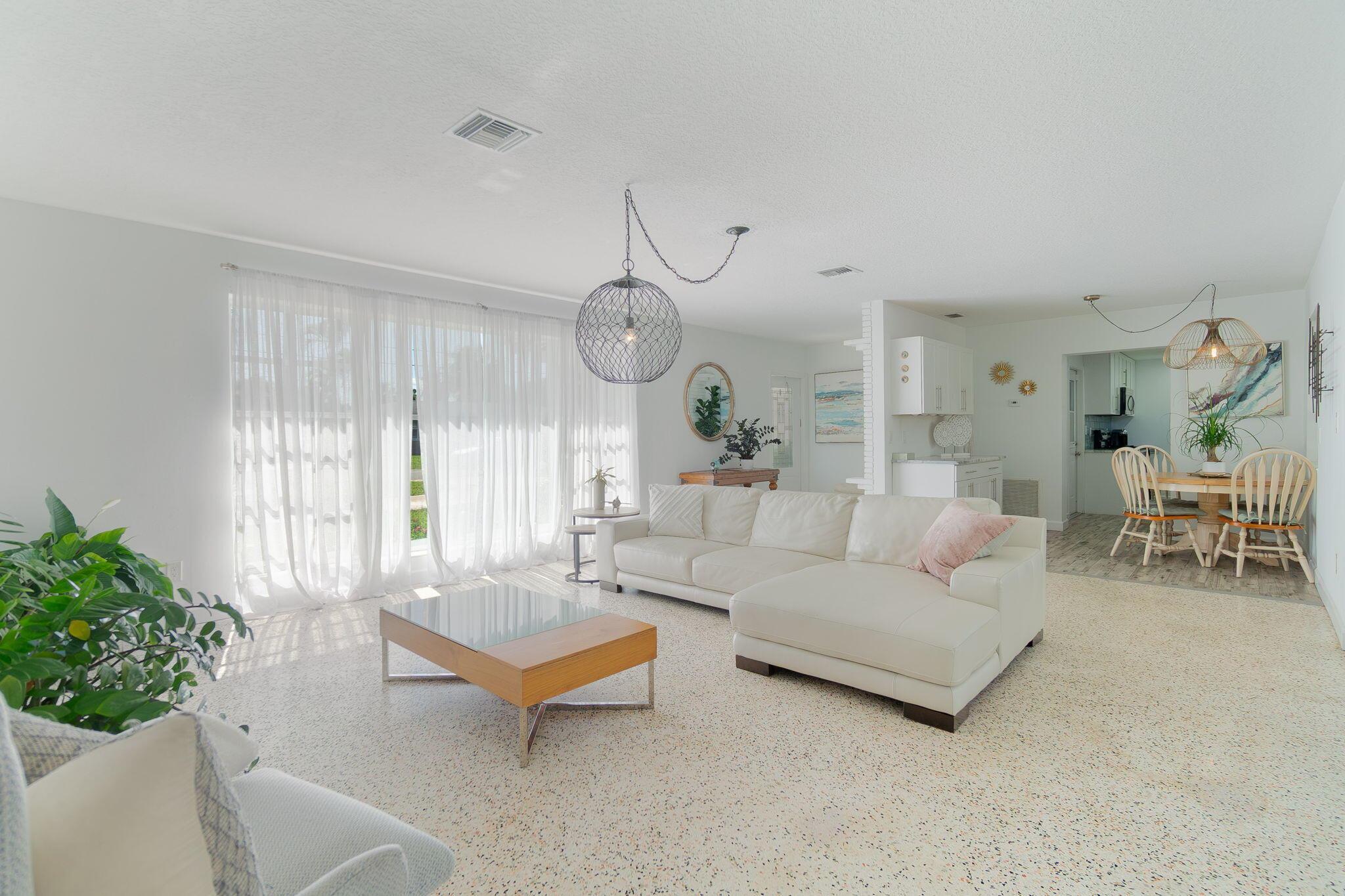 COQUINA COVE - Residential