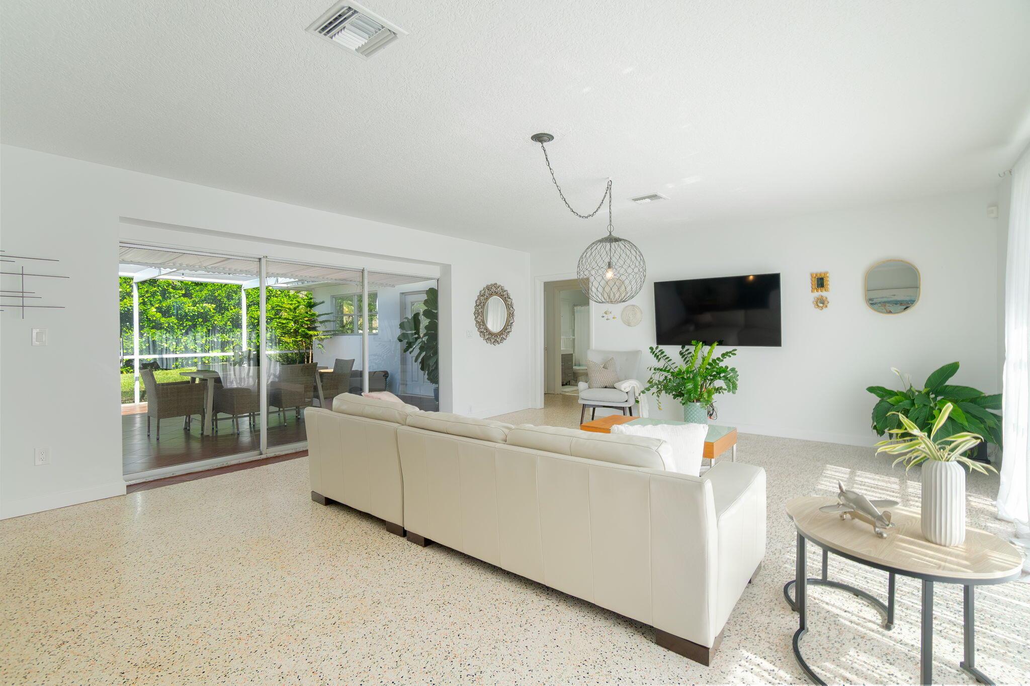 COQUINA COVE - Residential