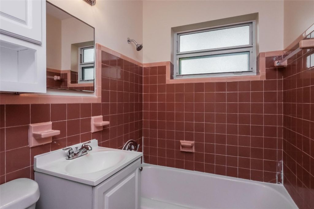 Photo of 2230 SW 5th Street, Fort Lauderdale, FL 33312 (MLS # F10524498)