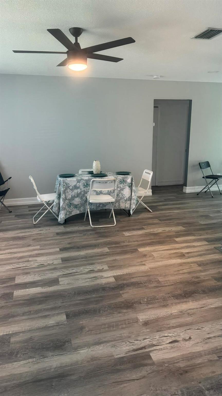 PORT ST LUCIE SECTION 3 - Residential Lease