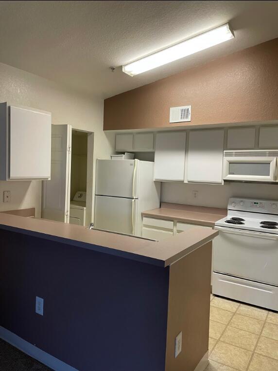 THE CLUB AT ST LUCIE WEST - Residential Lease