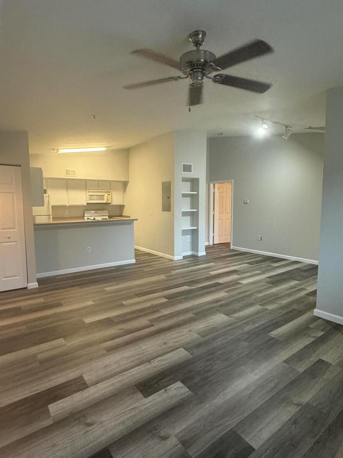 THE CLUB AT ST LUCIE WEST - Residential Lease