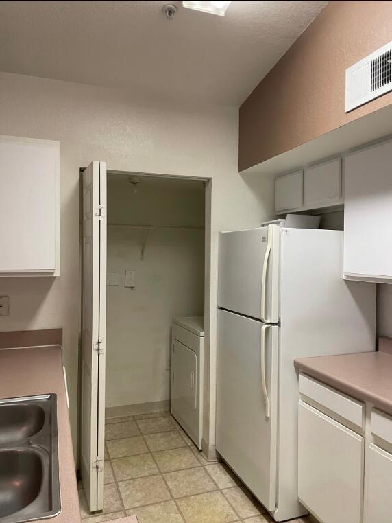 THE CLUB AT ST LUCIE WEST - Residential Lease