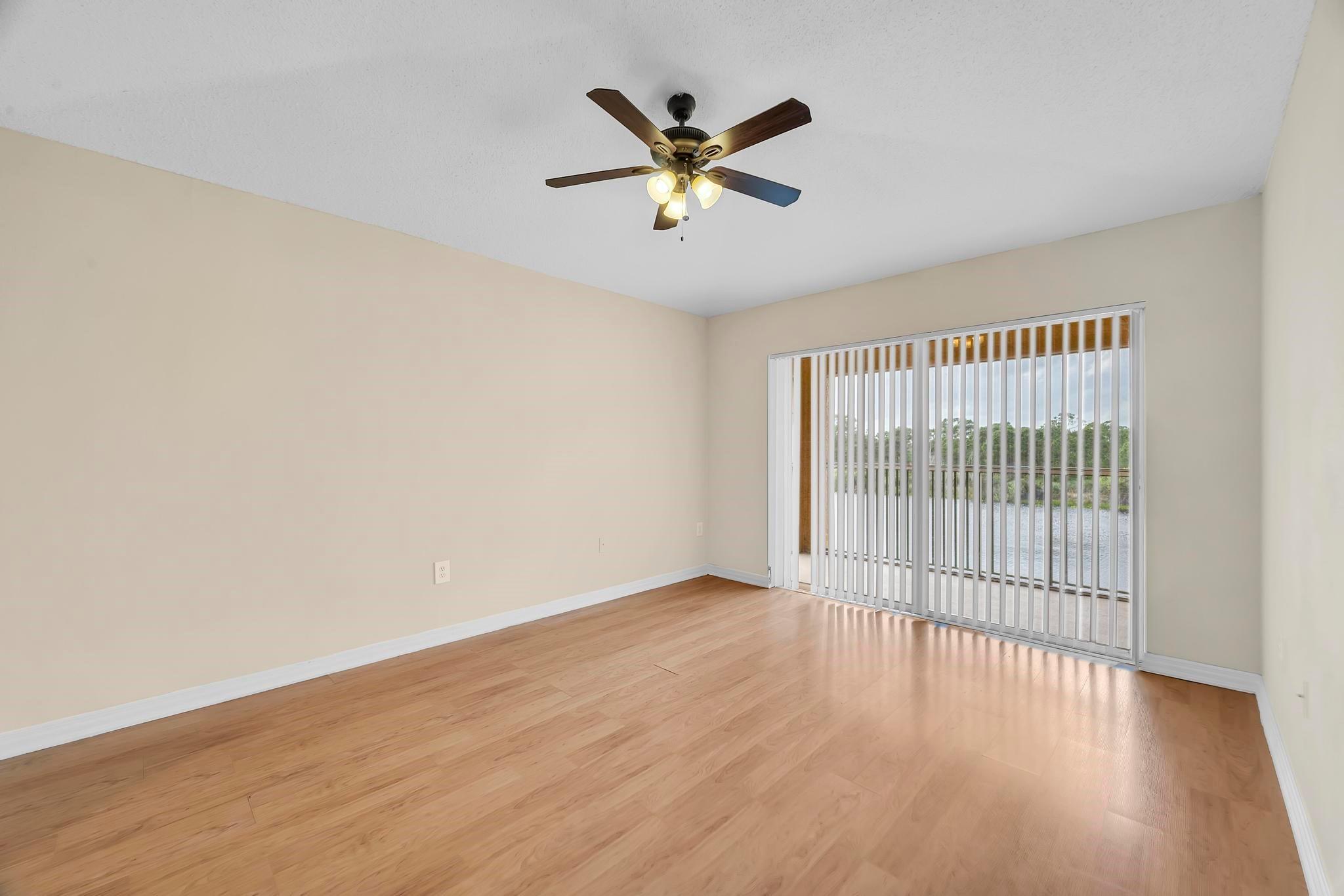 3740 NW Mediterranean Ln 306, Jensen Beach, FL, 34957/$219,000 3 3740 NW Mediterranean Ln 306