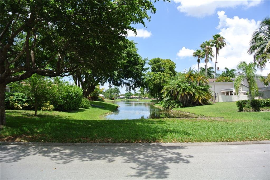 Cypress Glen 104-26 B - Residential