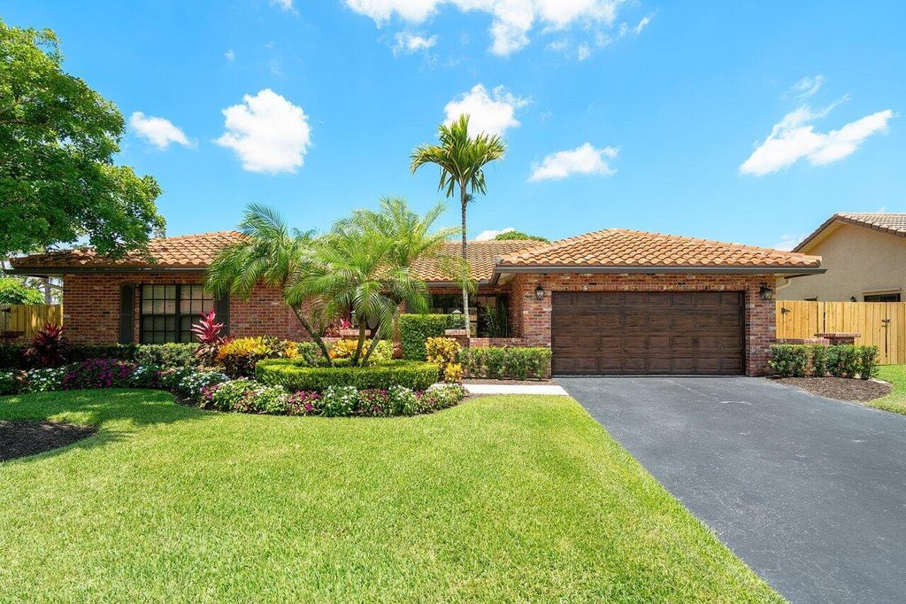 Photo of 21155 Shady Vista Lane, Boca Raton, FL 33428 (MLS # R11082398)
