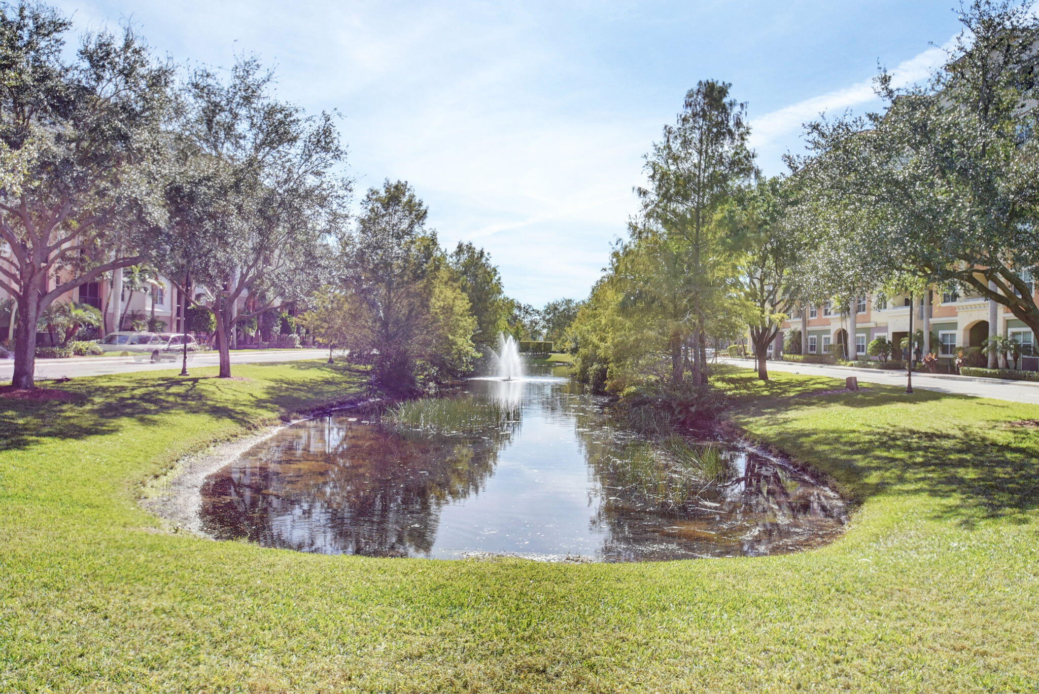 VIZCAYA LAKES CONDO - Residential