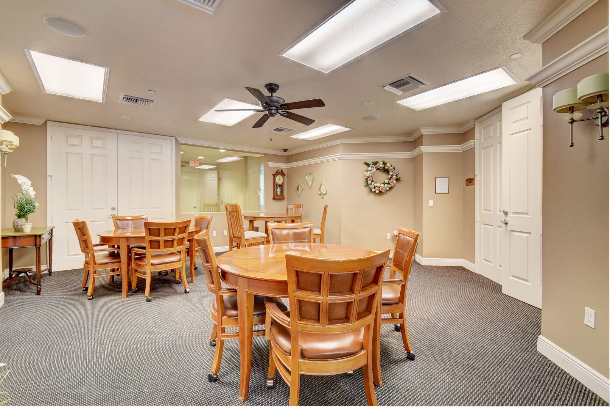 VIZCAYA LAKES CONDO - Residential