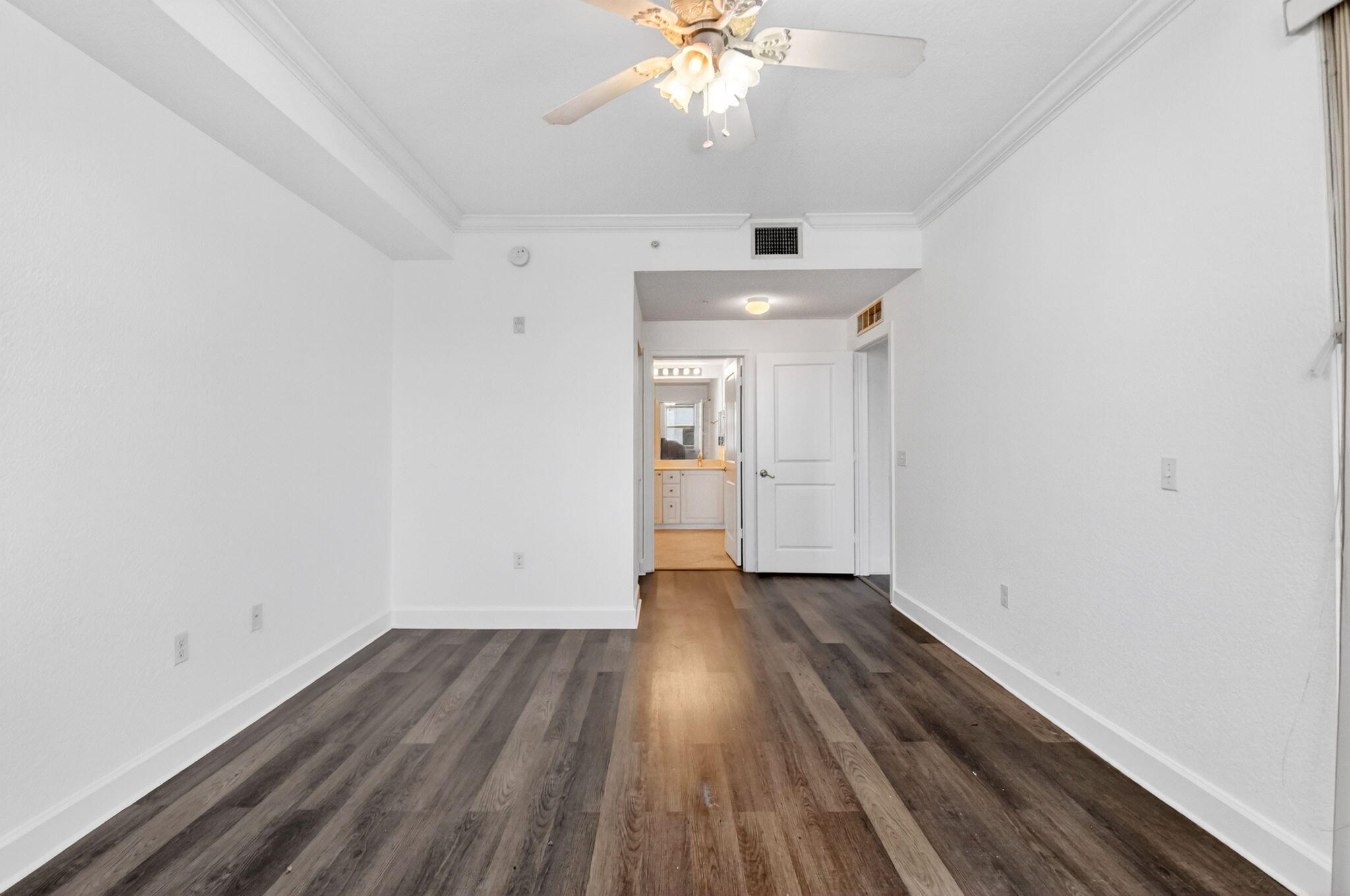 VIZCAYA LAKES CONDO - Residential
