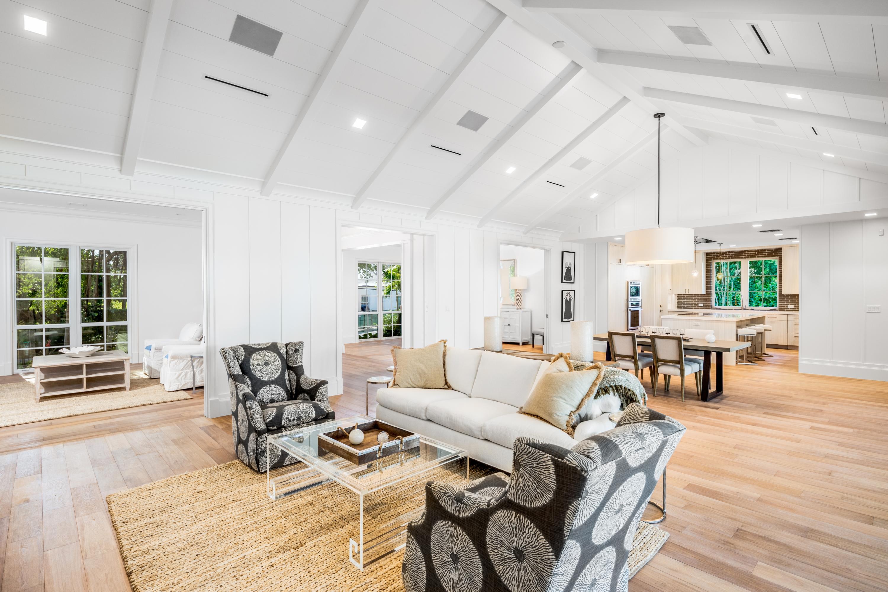 GULFSTREAM PROPERTIES PL & REPL IN PB 18 PGS 27 & - Residential