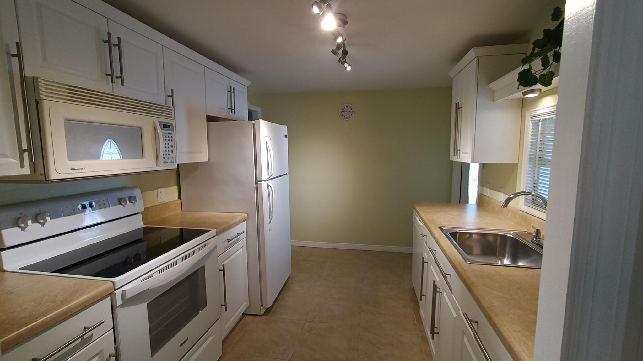 West Lakes Boca Raton Inc - Residential