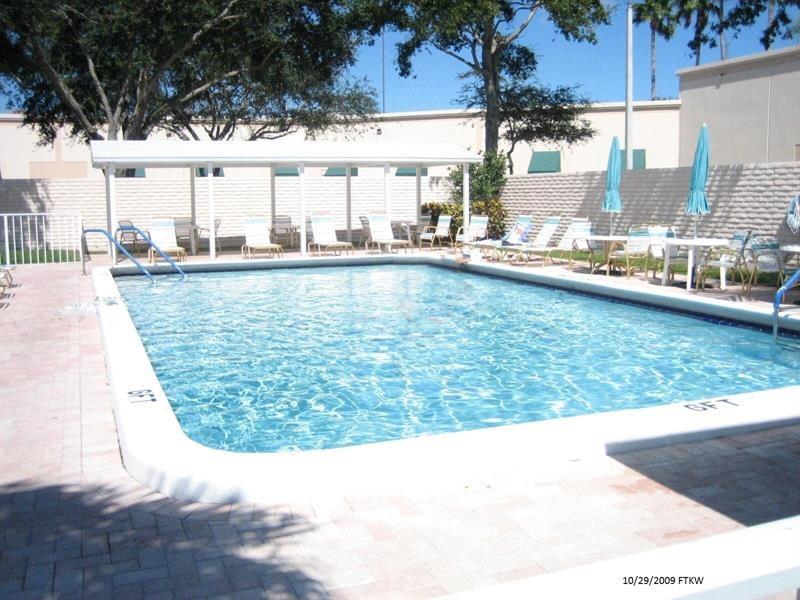 West Lakes Boca Raton Inc - Residential