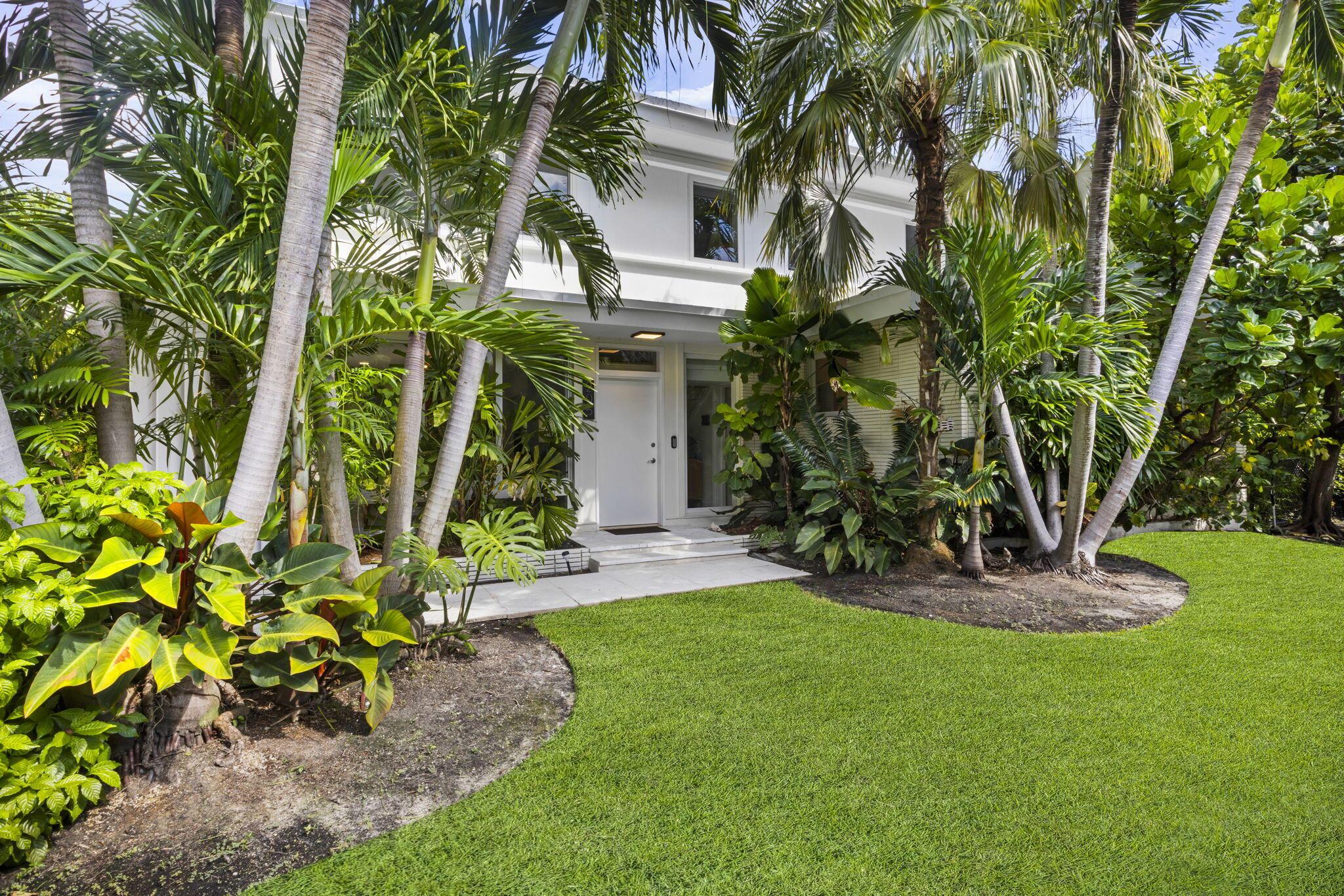 JAMAICA LANE IN - Residential