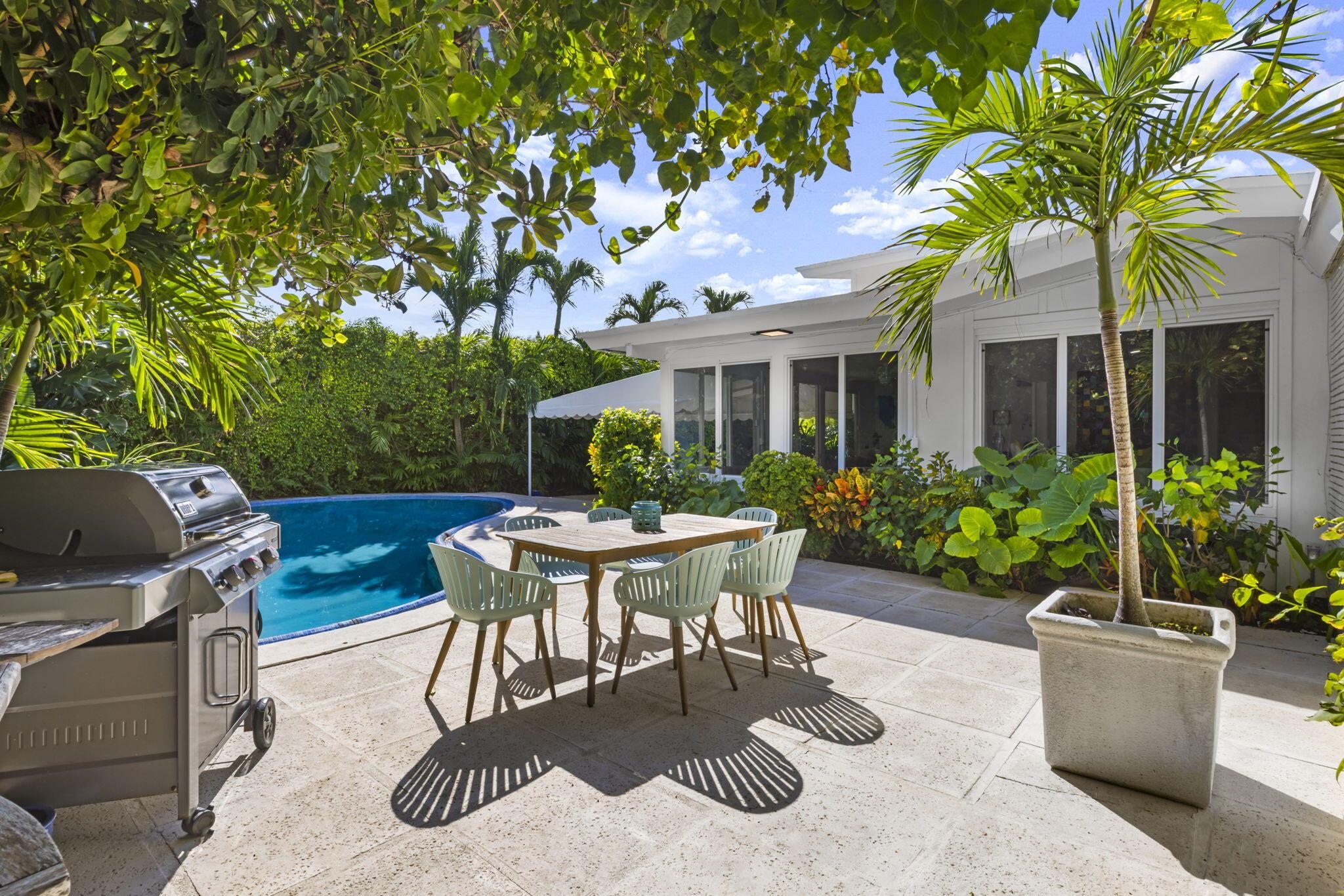 JAMAICA LANE IN - Residential