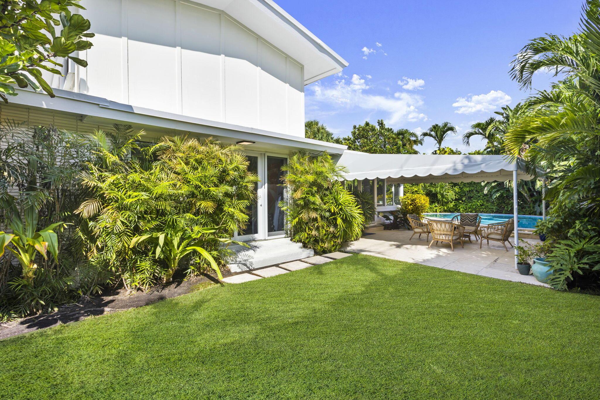 JAMAICA LANE IN - Residential