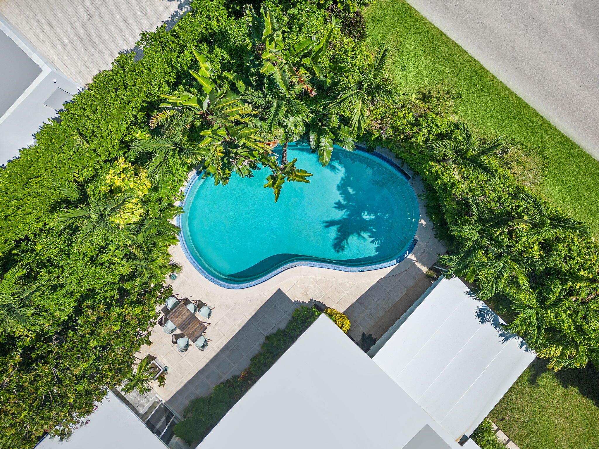 JAMAICA LANE IN - Residential