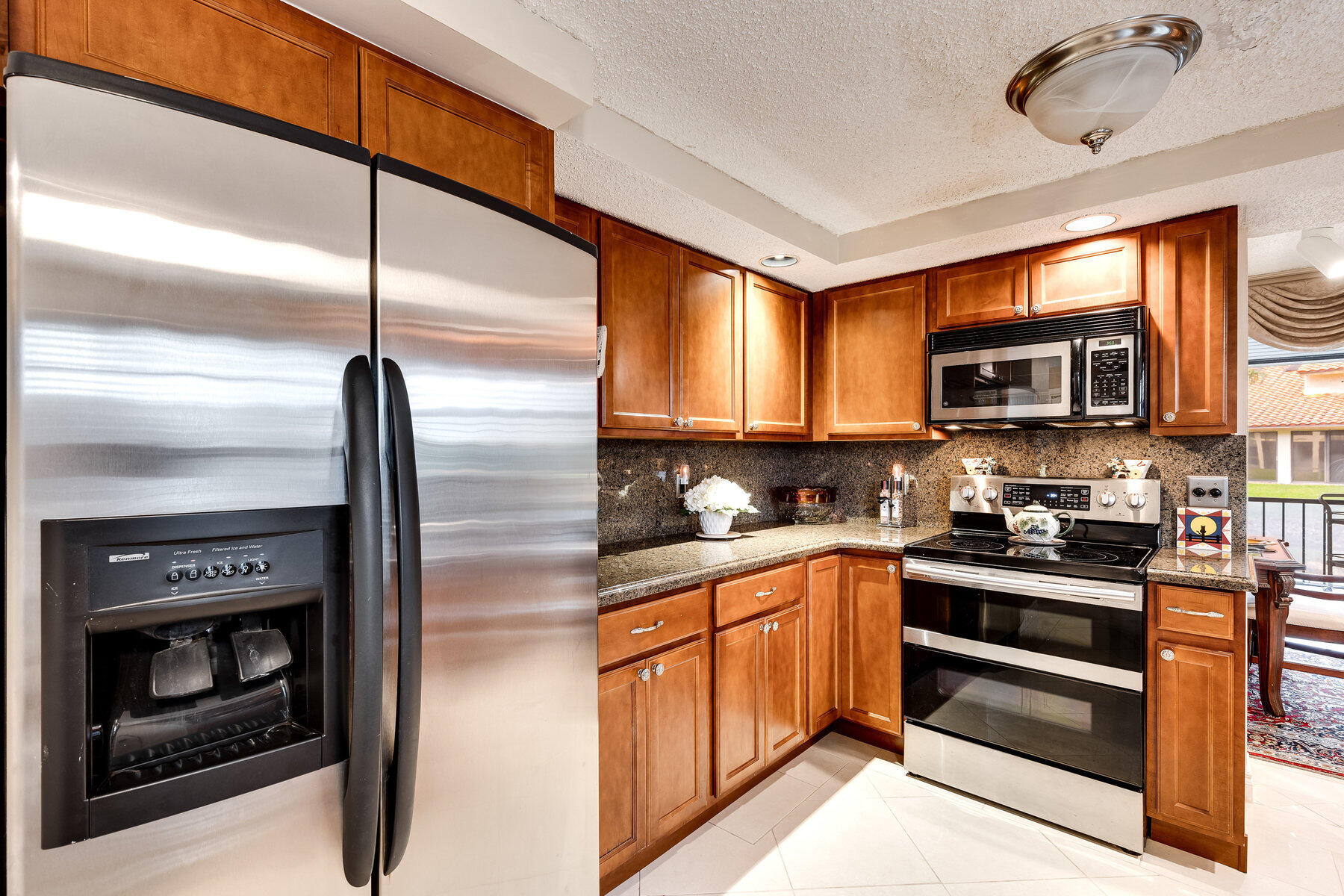 LA MIRADA AT BOCA POINTE CONDOS - Residential