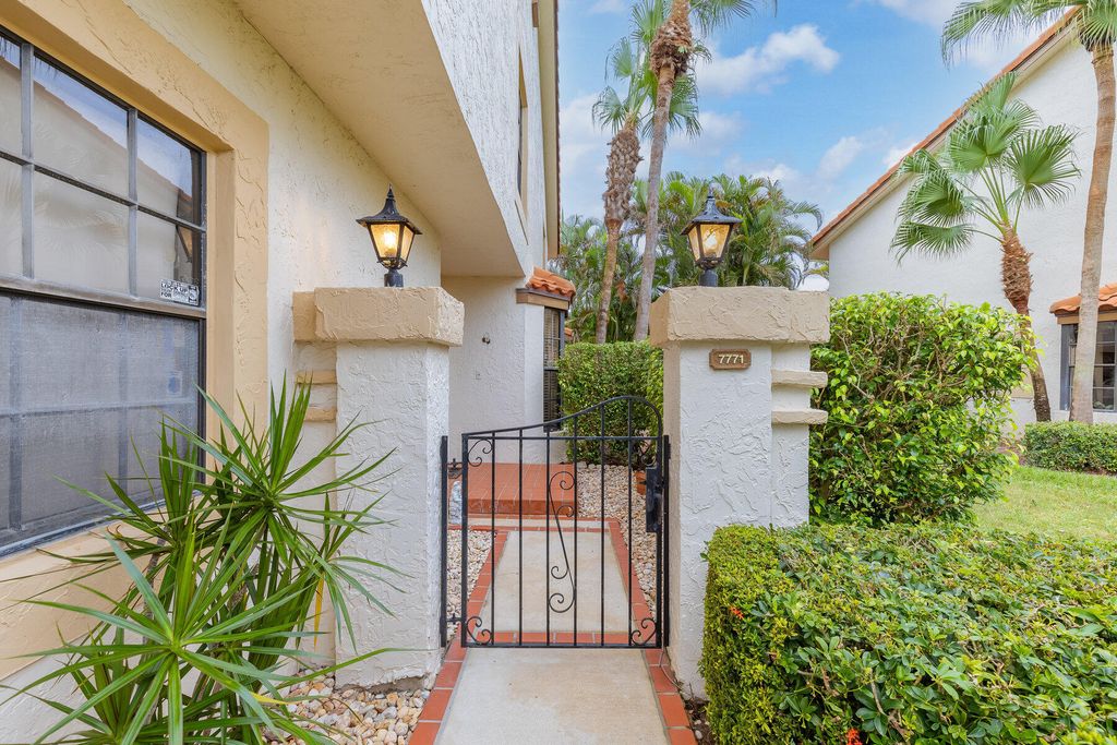 Photo of 7771 La Mirada Drive, Boca Raton, FL 33433 (MLS # R11130367)
