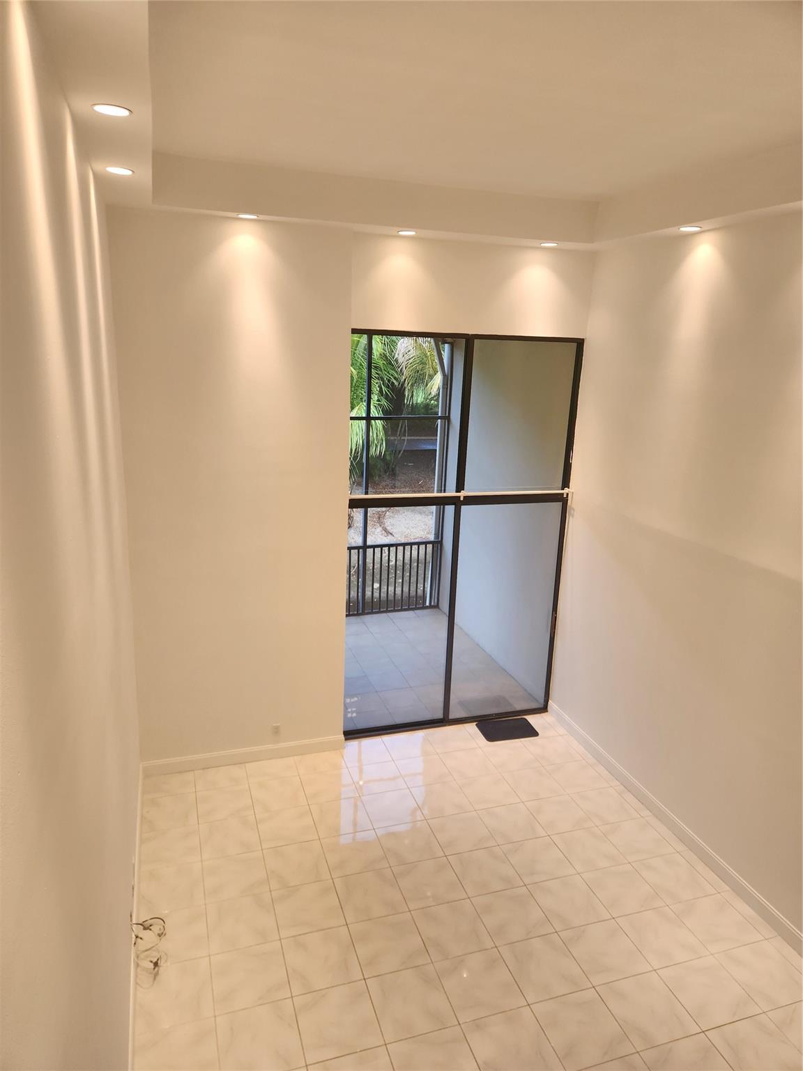 Coronado condo - Residential Lease