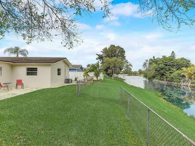 Margate Shores 66-4 B - Residential