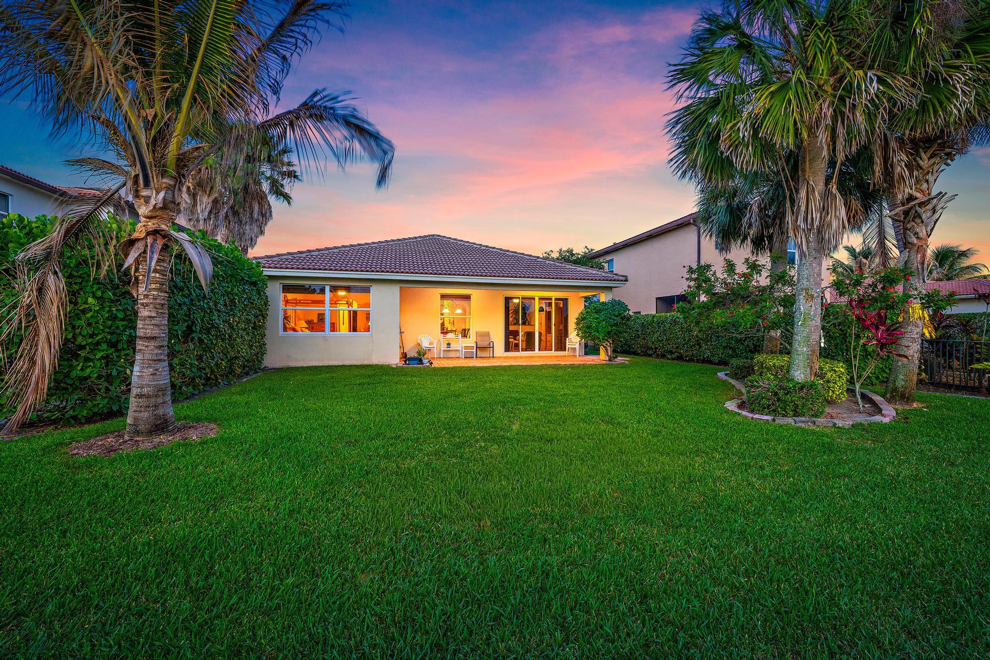 LOXAHATCHEE RESERVE NORTH - Residential