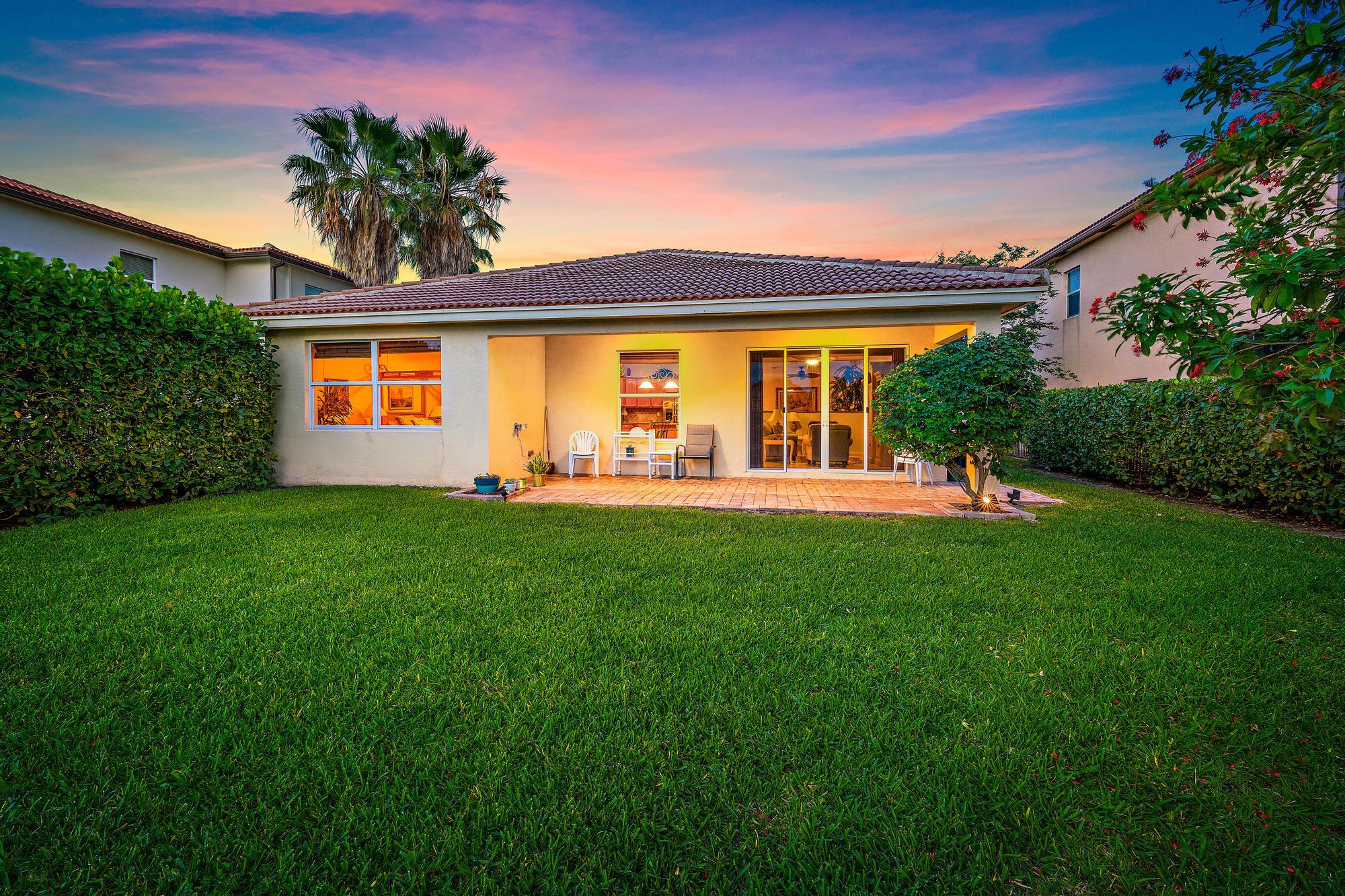 LOXAHATCHEE RESERVE NORTH - Residential