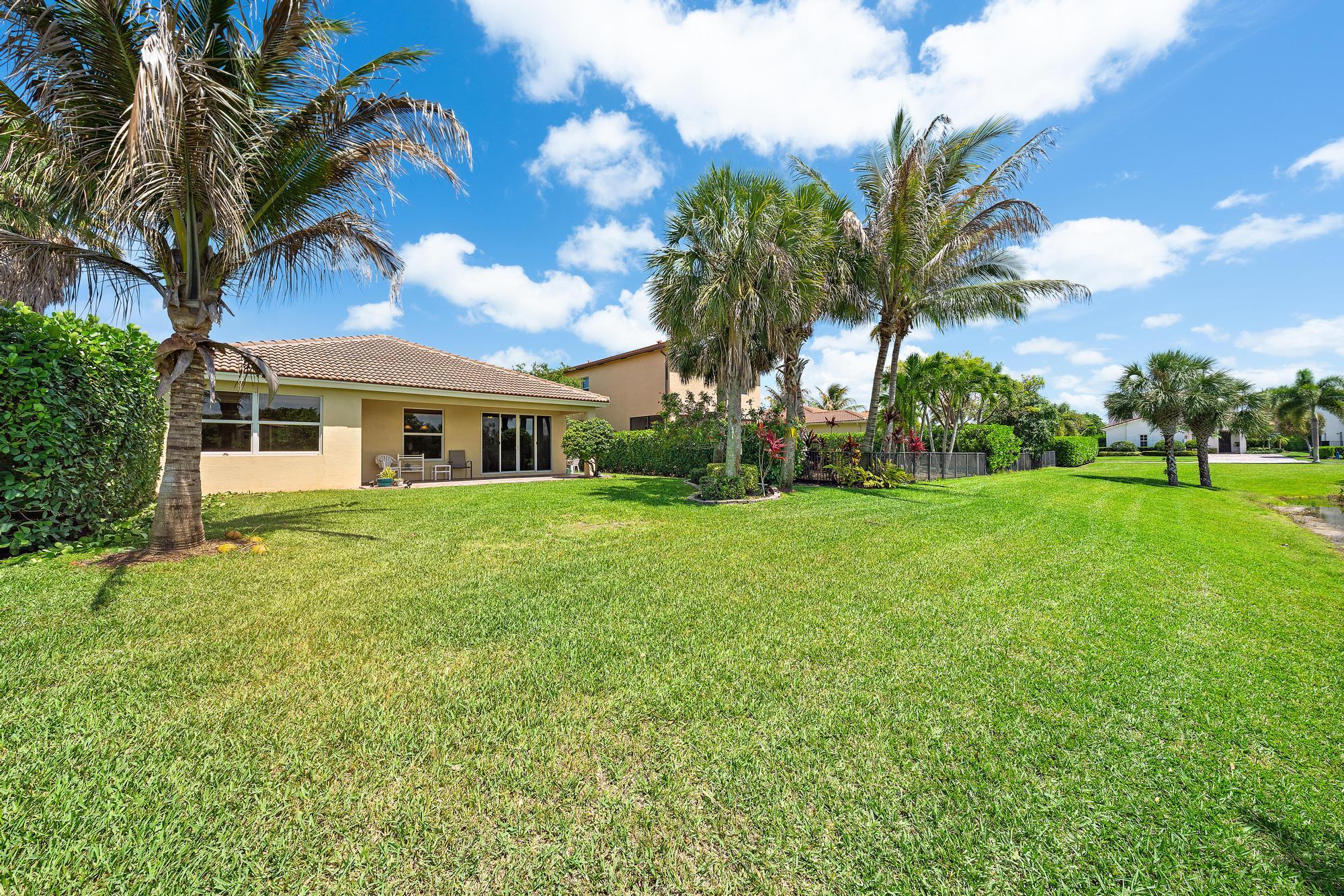 LOXAHATCHEE RESERVE NORTH - Residential