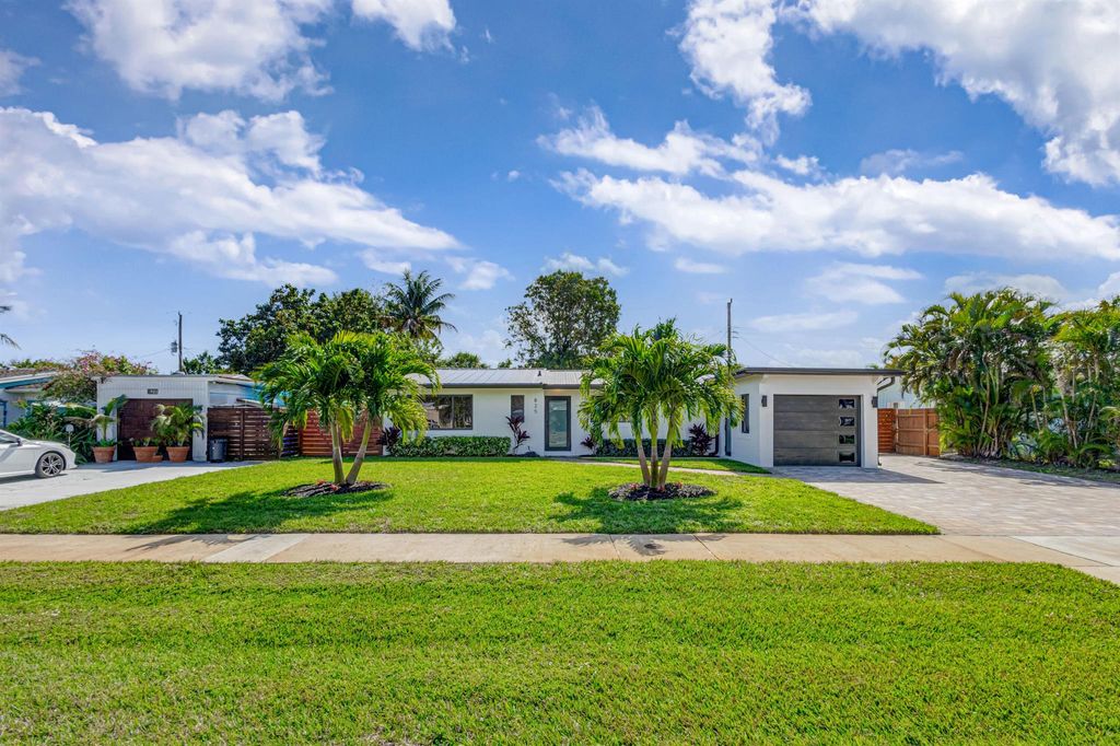 Photo of 825 Cinnamon Road, North Palm Beach, FL 33408 (MLS # R11066556)