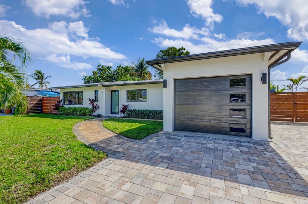 Photo of 825 Cinnamon Road, North Palm Beach, FL 33408 (MLS # R11066556)