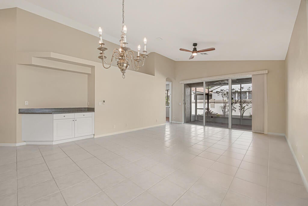 8067 BELLAFIORE Way