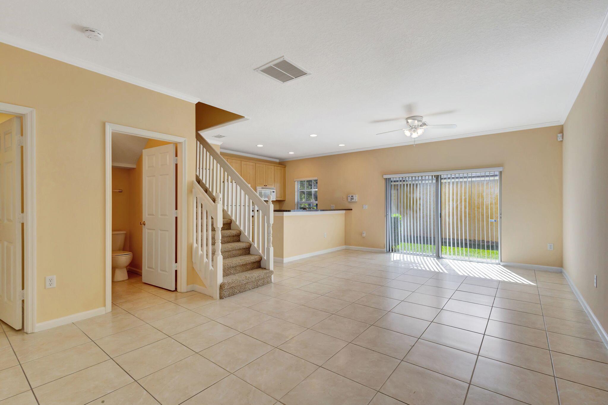 SUGAR POND MANOR OF WELLI - Residential Lease