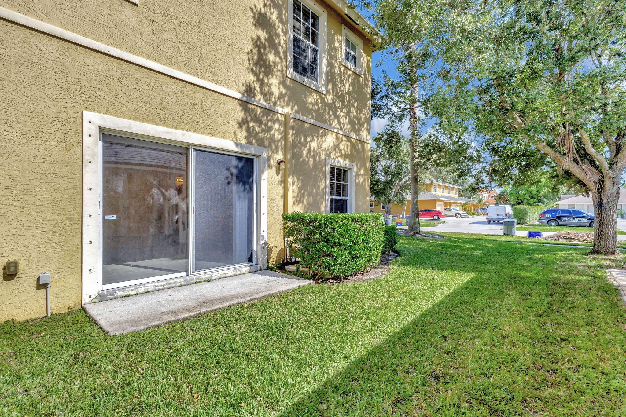 SUGAR POND MANOR OF WELLI - Residential Lease