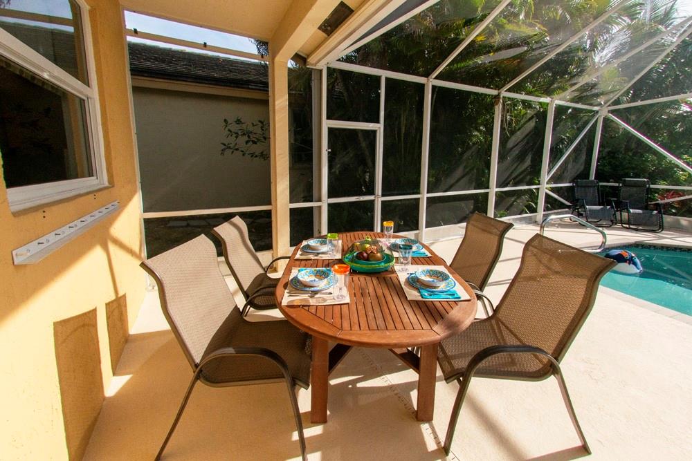 Palm Aire Oaks Course Est - Residential