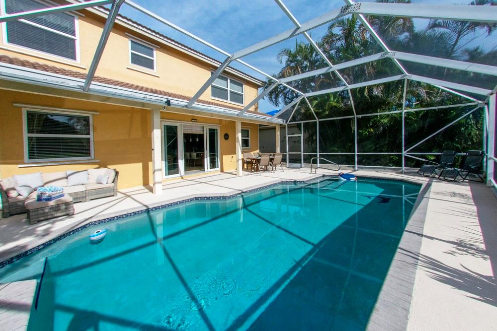 Palm Aire Oaks Course Est - Residential