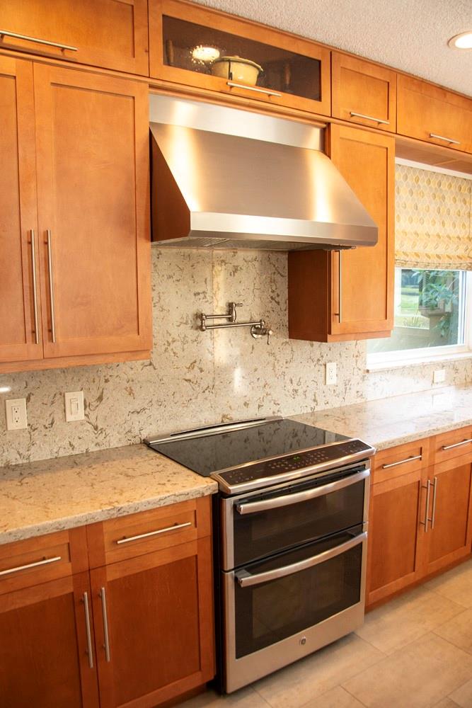 Palm Aire Oaks Course Est - Residential