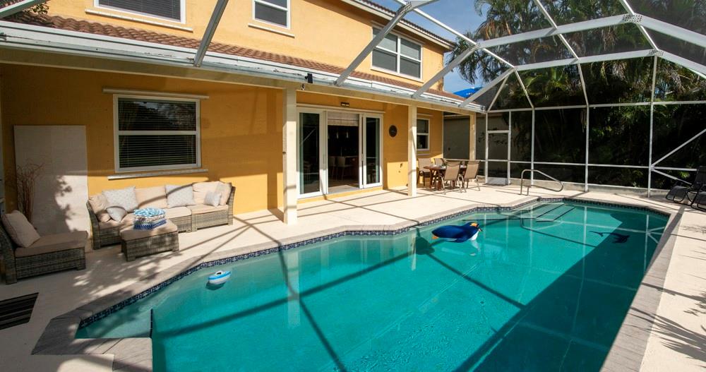 Palm Aire Oaks Course Est - Residential