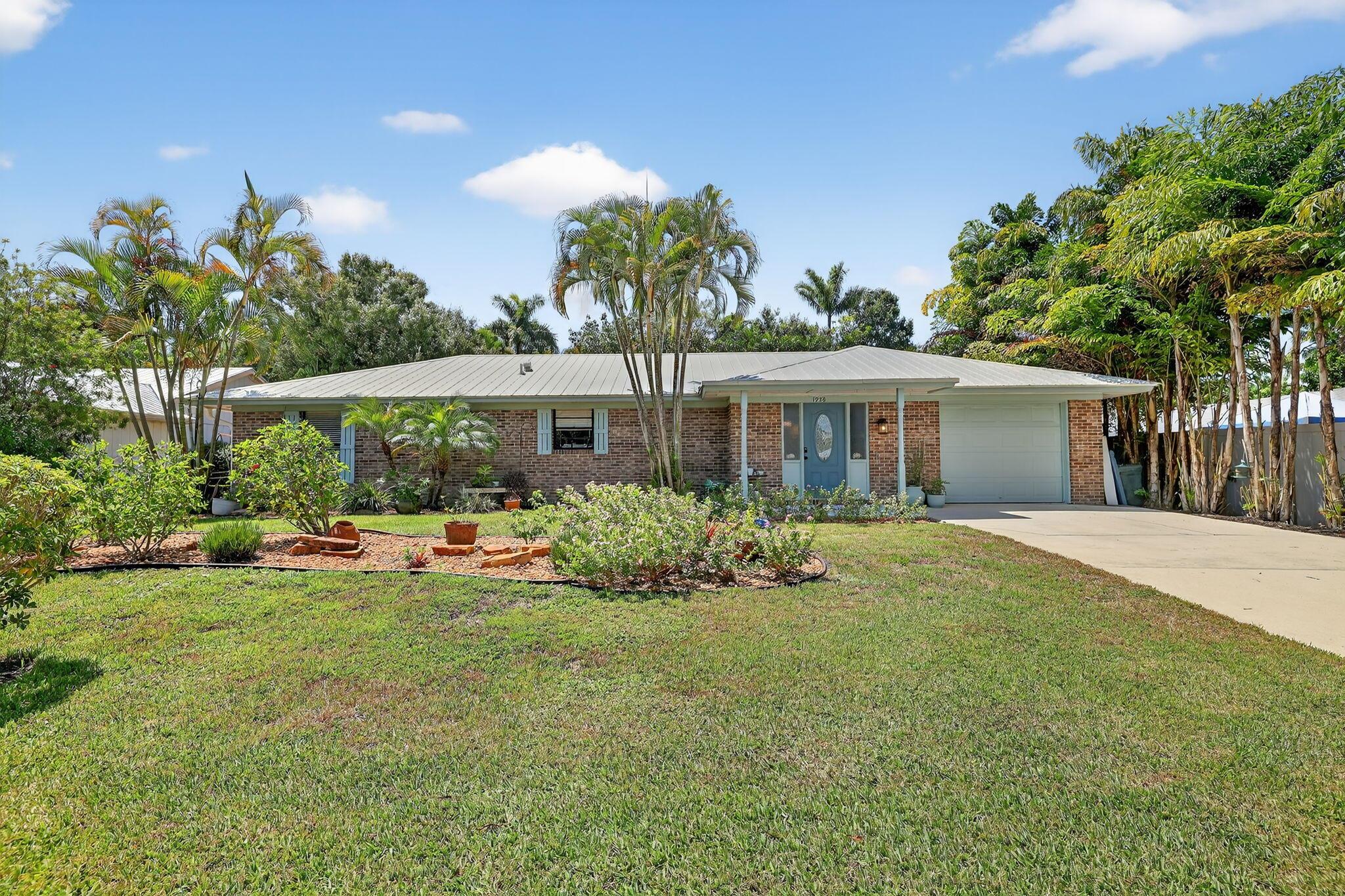 1958 NW Azalea Street