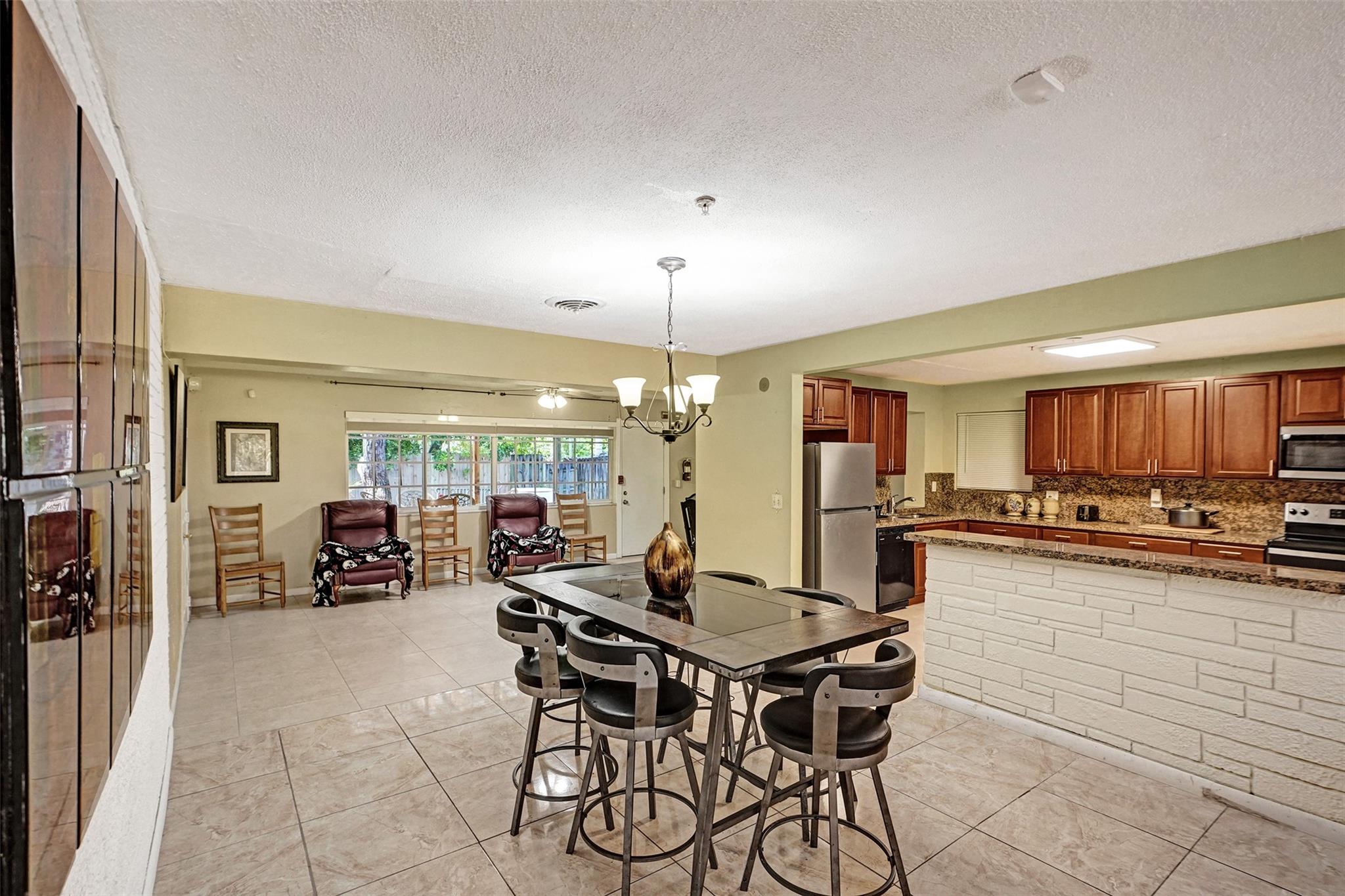 Hollywood Hills Amd 6-31 - Residential Lease