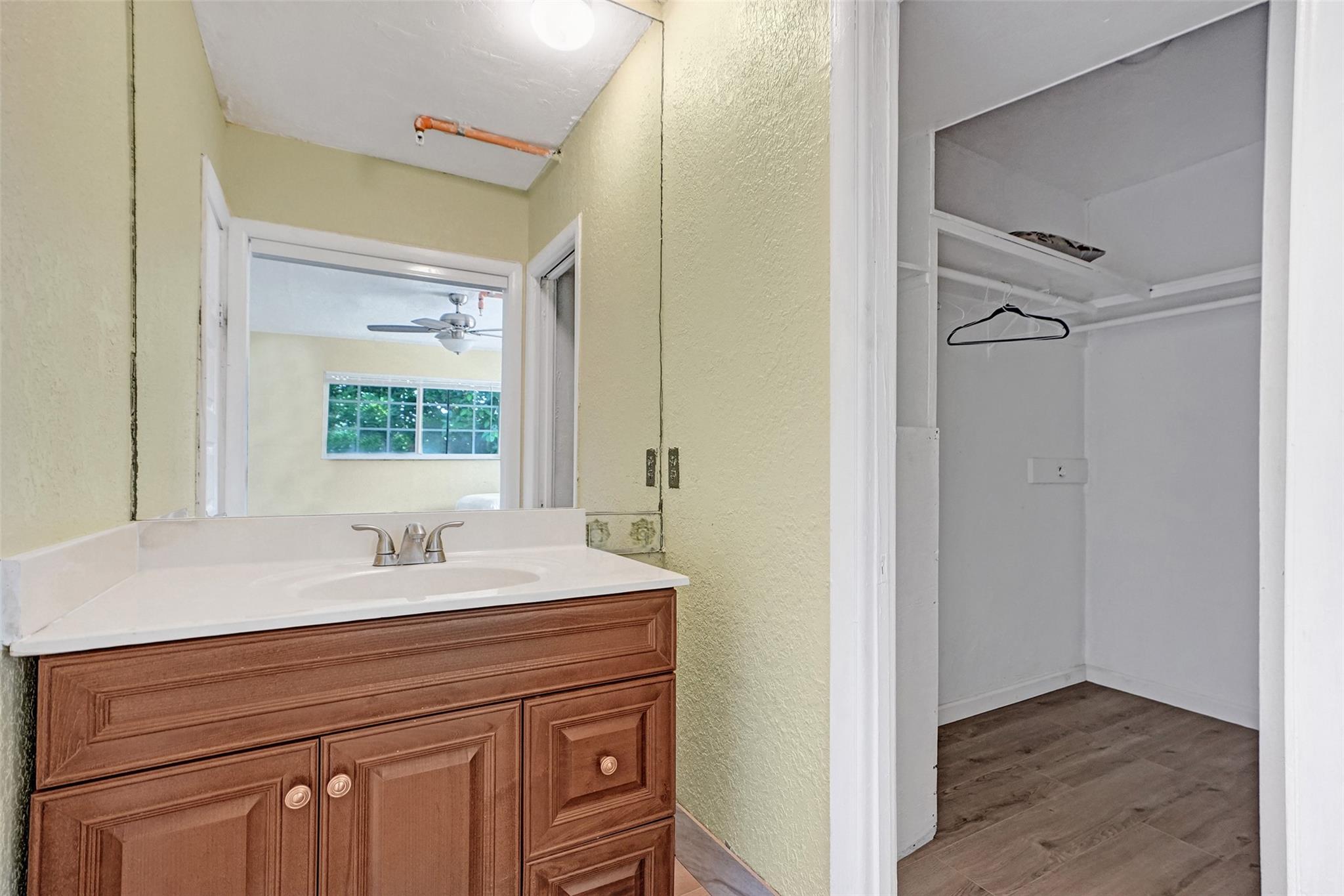 Hollywood Hills Amd 6-31 - Residential Lease