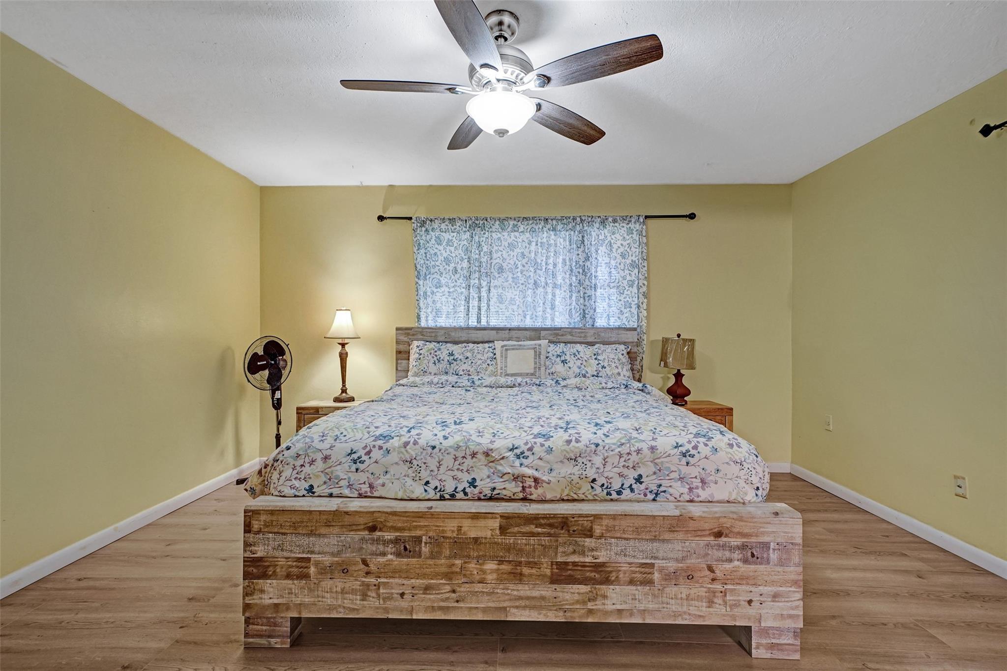 Hollywood Hills Amd 6-31 - Residential Lease