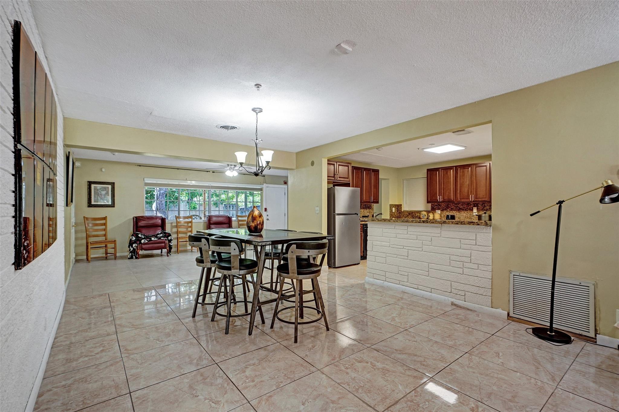 Hollywood Hills Amd 6-31 - Residential Lease