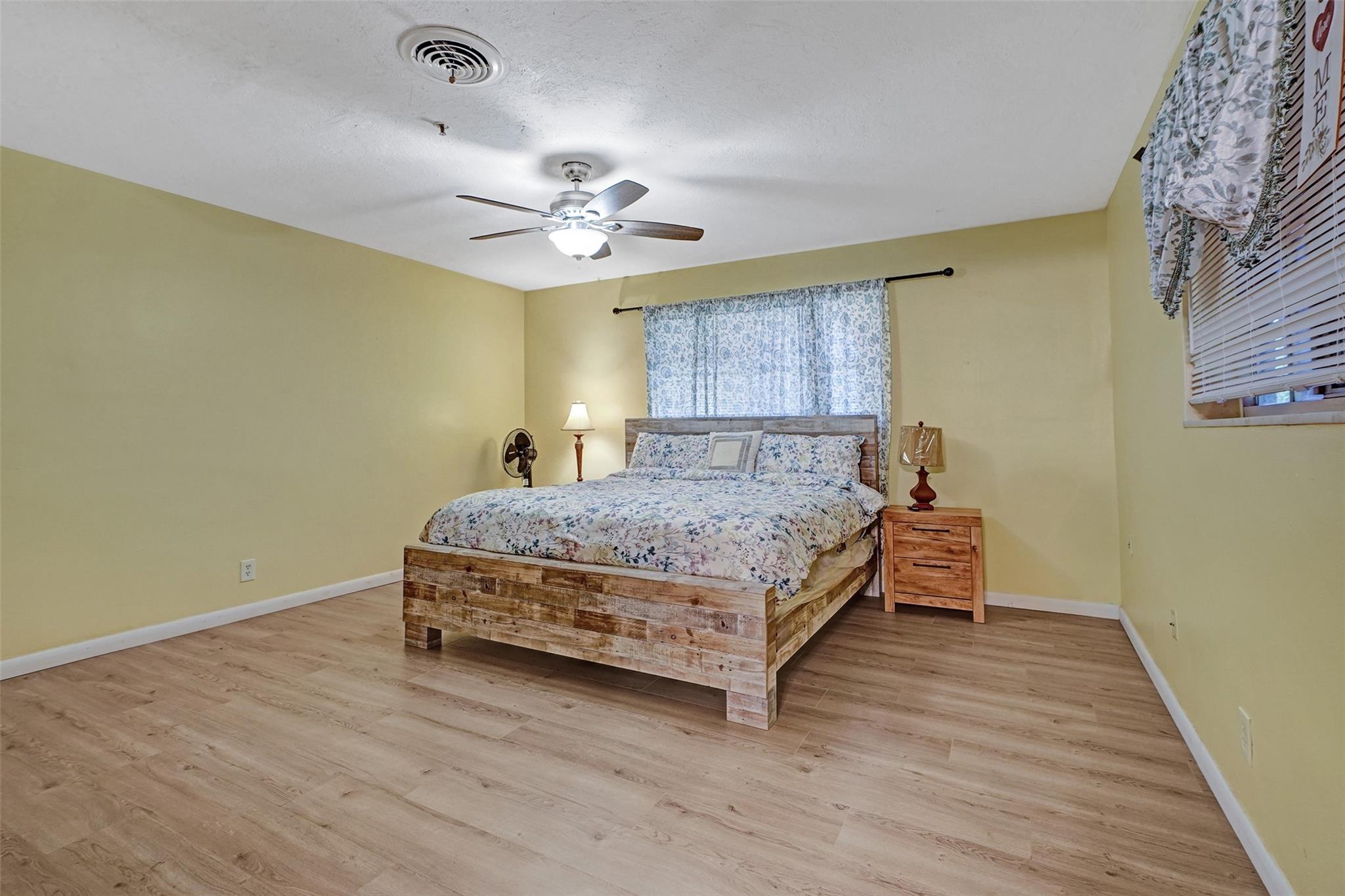 Hollywood Hills Amd 6-31 - Residential Lease