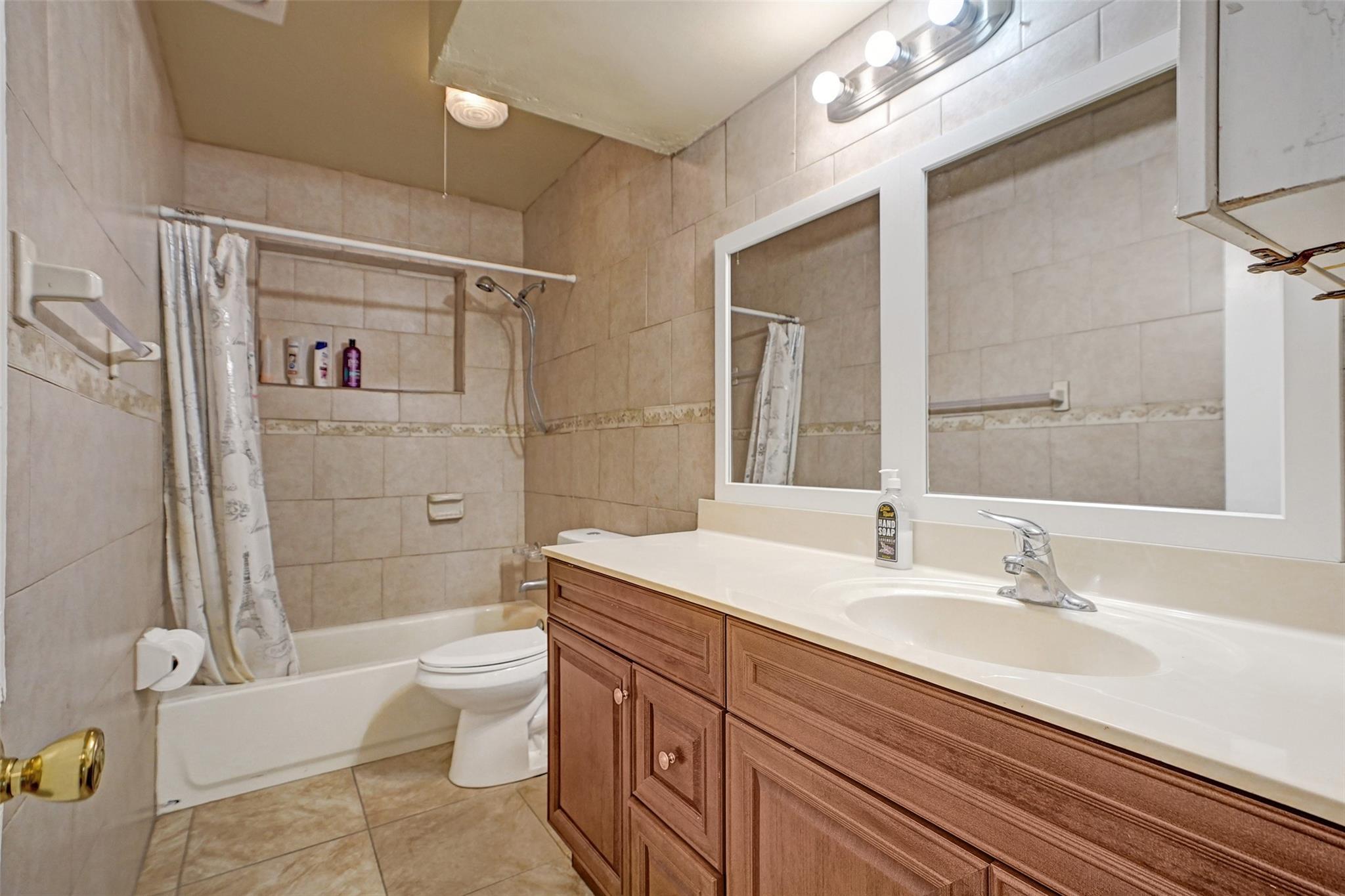 Hollywood Hills Amd 6-31 - Residential Lease