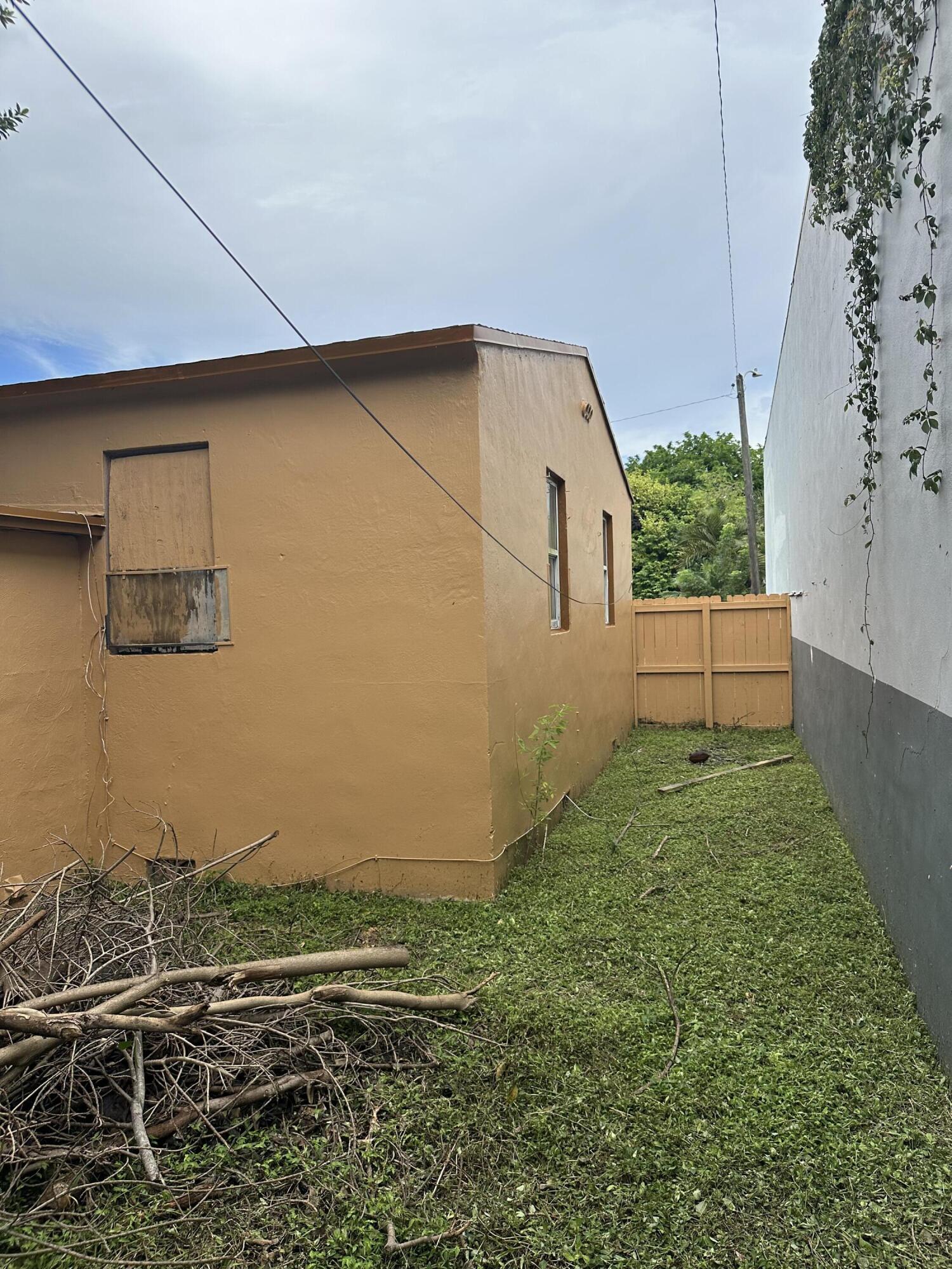 SUNNYSIDE ESTATES - Residential