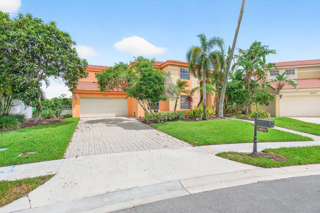 Photo of 10574 Wheelhouse Circle, Boca Raton, FL 33428 (MLS # R11121815)